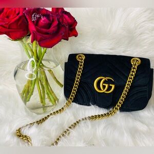 Gucci Marmont Matelasse Black Velvet Small Gold Chain Shpulder Bag